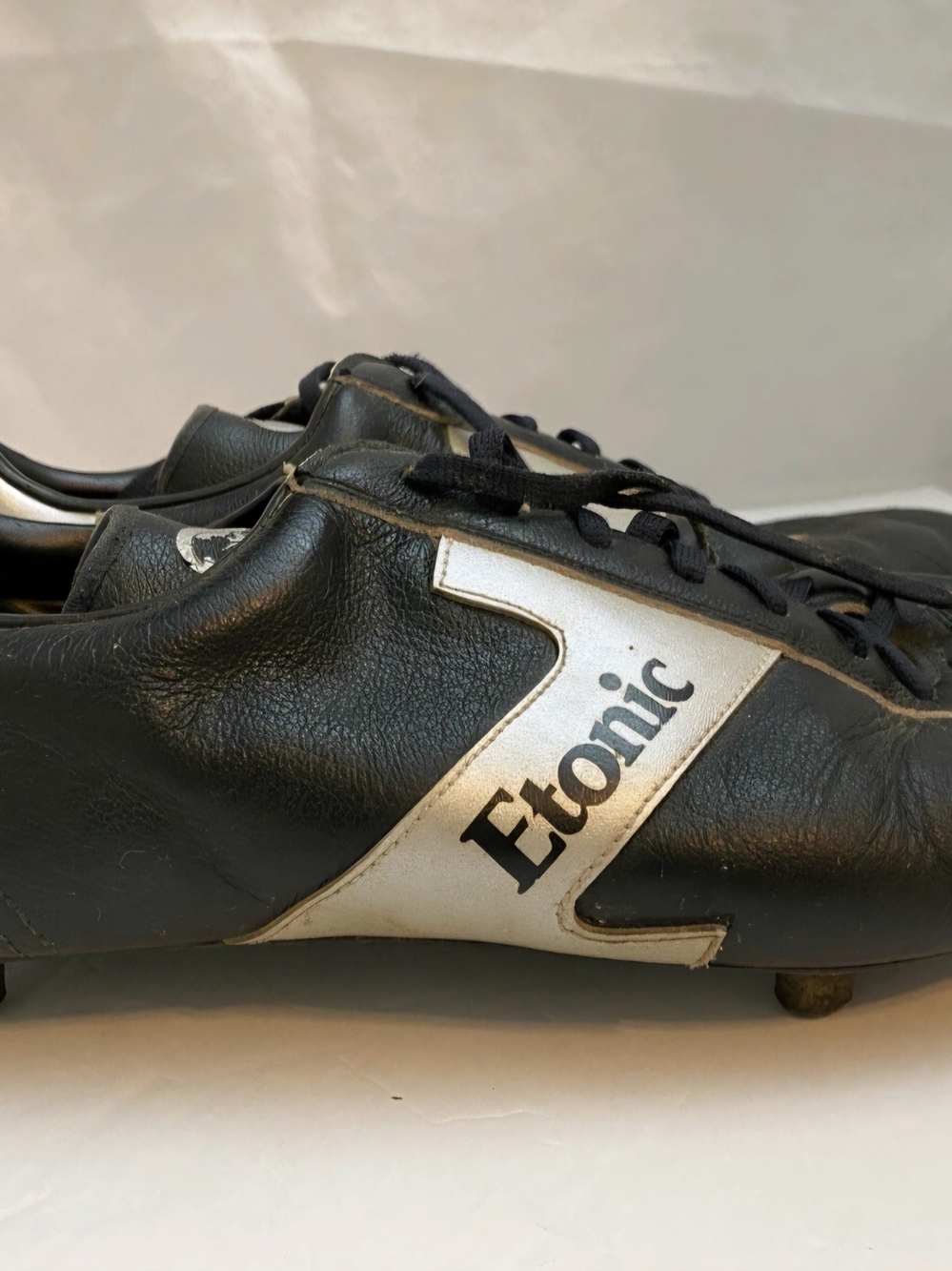 VTG Etonic Soccer Cleats Men’s Shoes Black Silver Metal Cleats RARE Collector’s - Picture 4 of 8